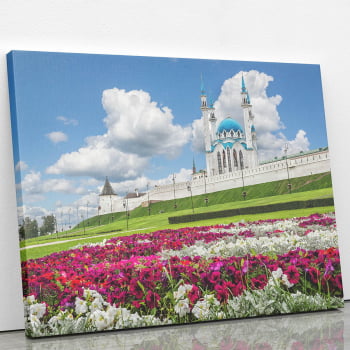 Quadro Kazan Kremlin Canteiro de Flores Canvas